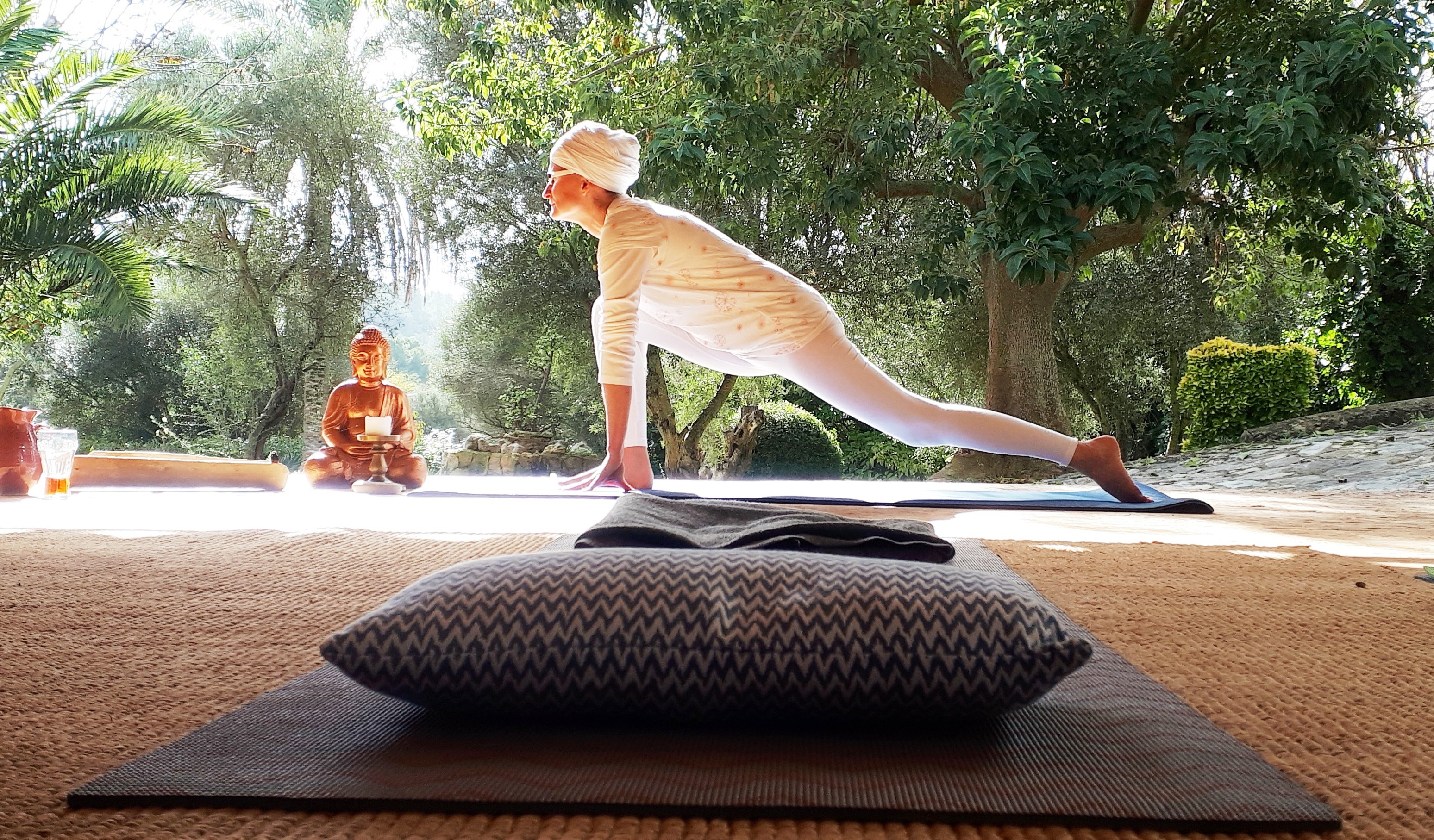 Mallorca Kundalini Yoga Mai 19 (ausgeschalten)