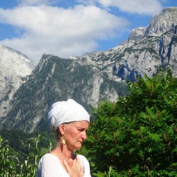 Kundalini Yoga in Bayern für Frauen Königssee mit Jana Nirviar Akaal