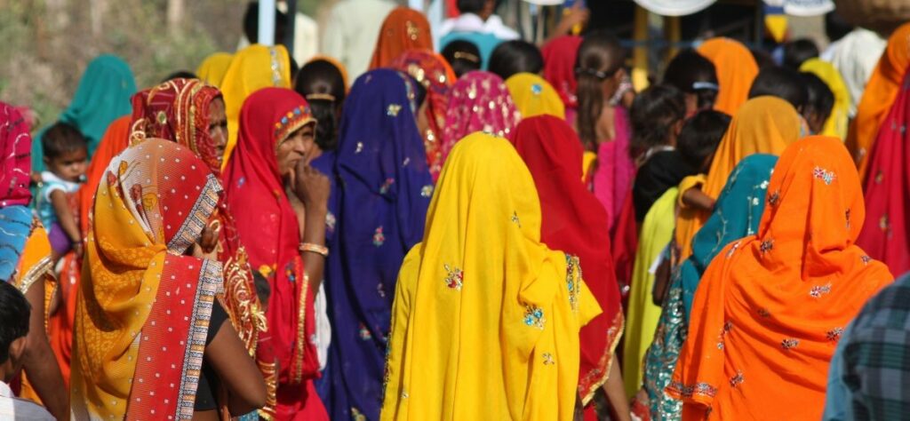 Indien Frauen bunte Kleidung 